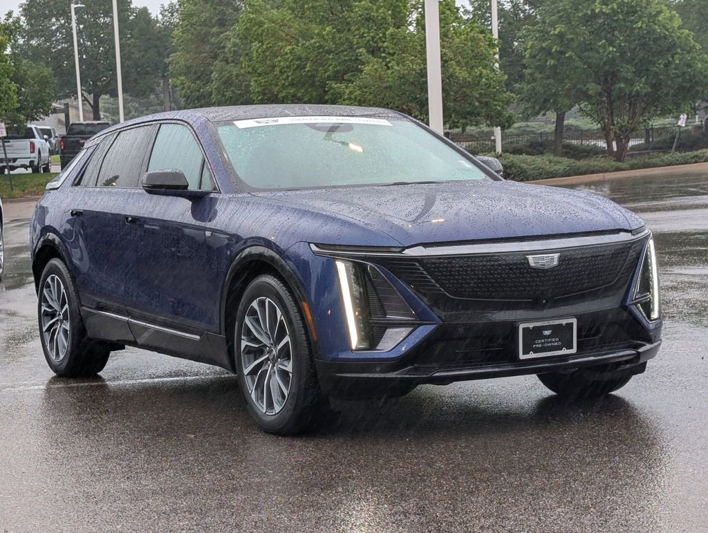 Certified 2024 Cadillac Lyriq Sport AWD/4WD image 6