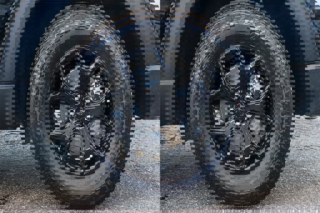 Used 2023 Ford Explorer Timberline w/ Timberline Technology Package image 10