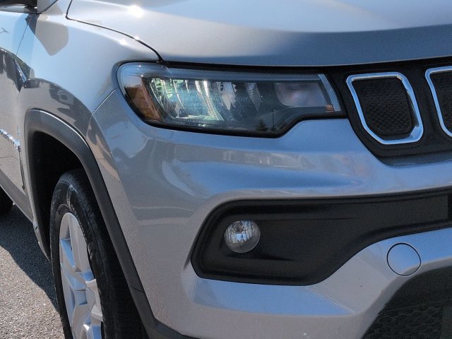 Certified 2022 Jeep Compass Latitude AWD/4WD image 9