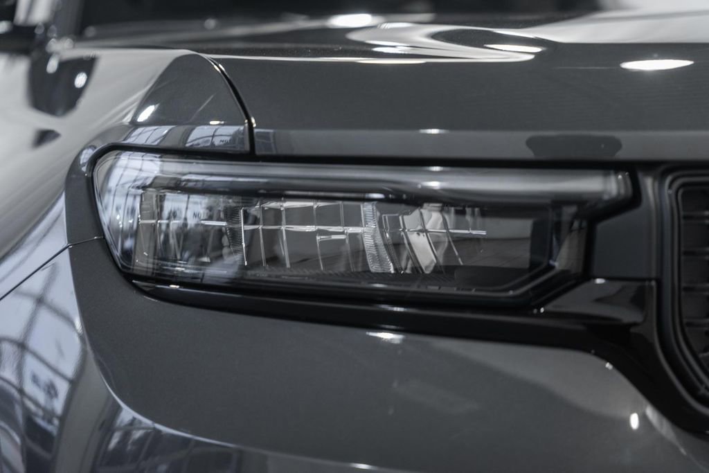 New 2025 Jeep Grand Cherokee L Altitude image 12