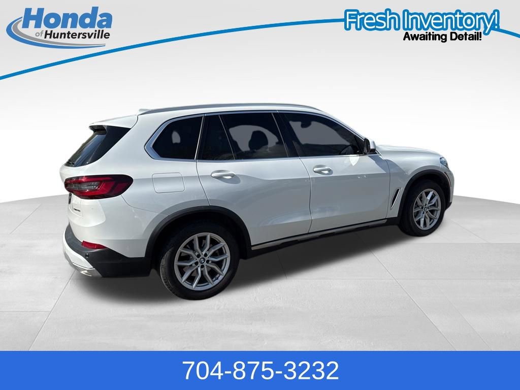 Used 2023 BMW X5 xDrive40i w/ Premium Package image 9