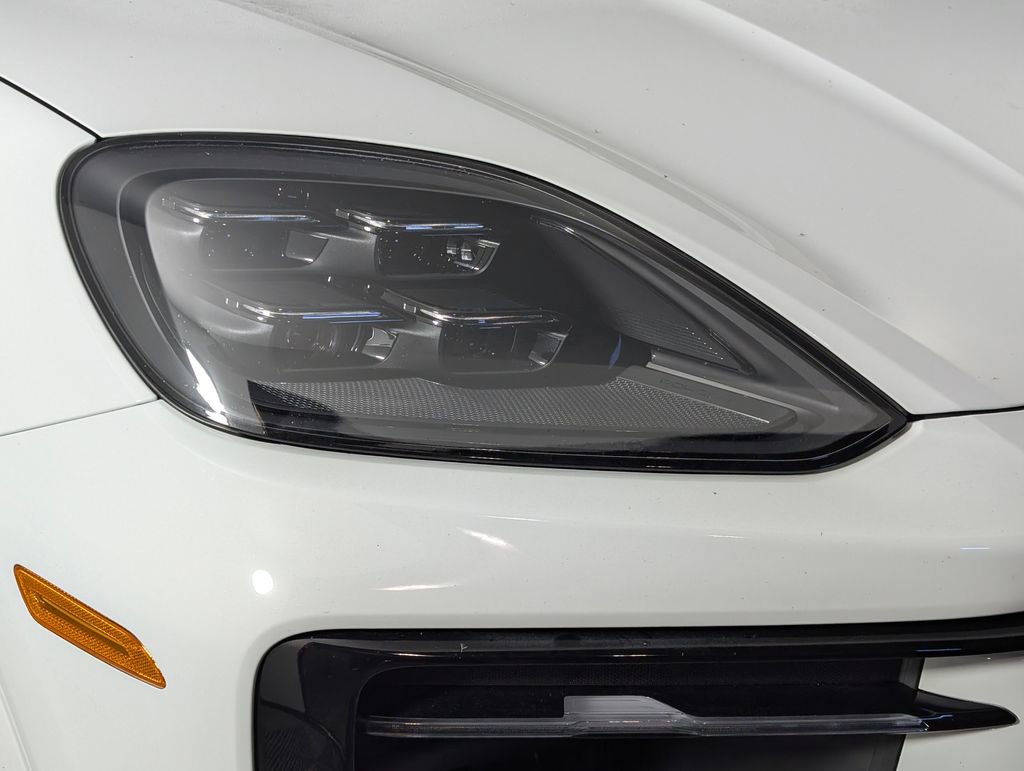 New 2026 Porsche Cayenne Coupe image 15