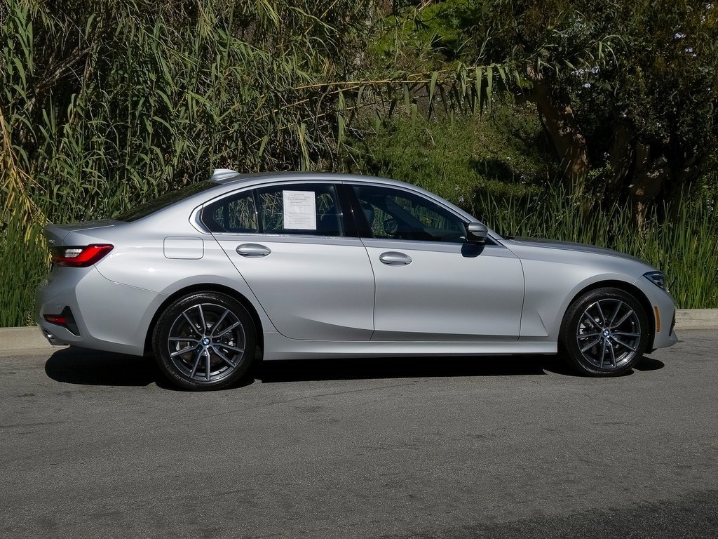 Used 2020 BMW 330i Sedan image 4