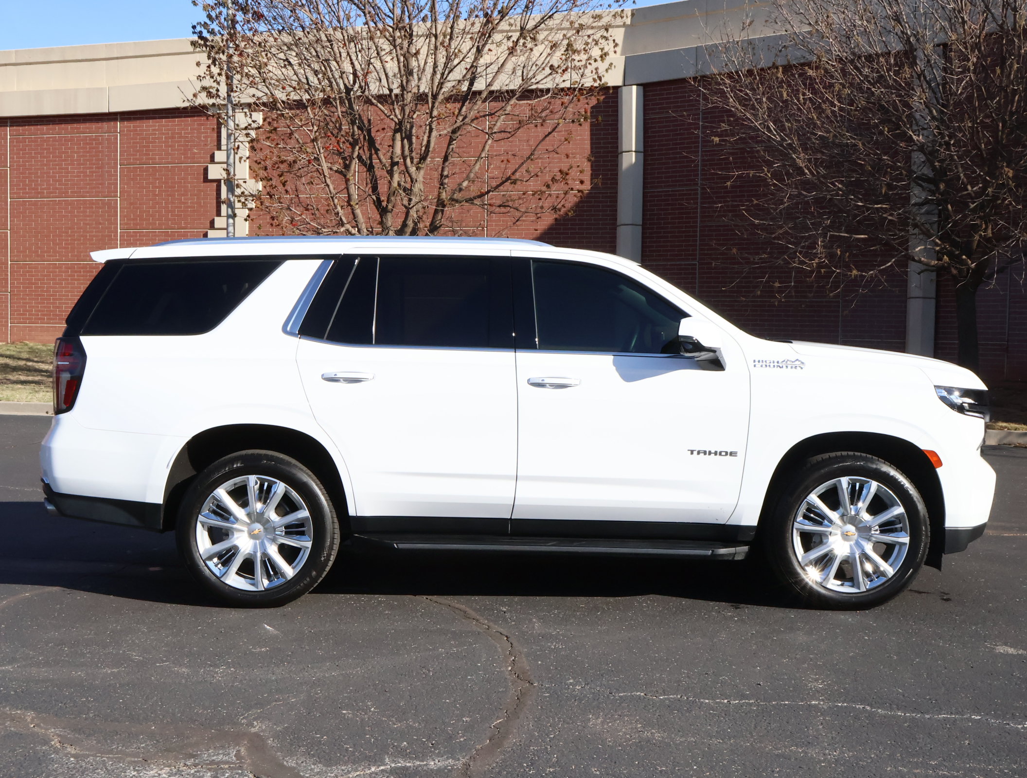 Used 2024 Chevrolet Tahoe High Country w/ Max Trailering Package AWD/4WD image 38