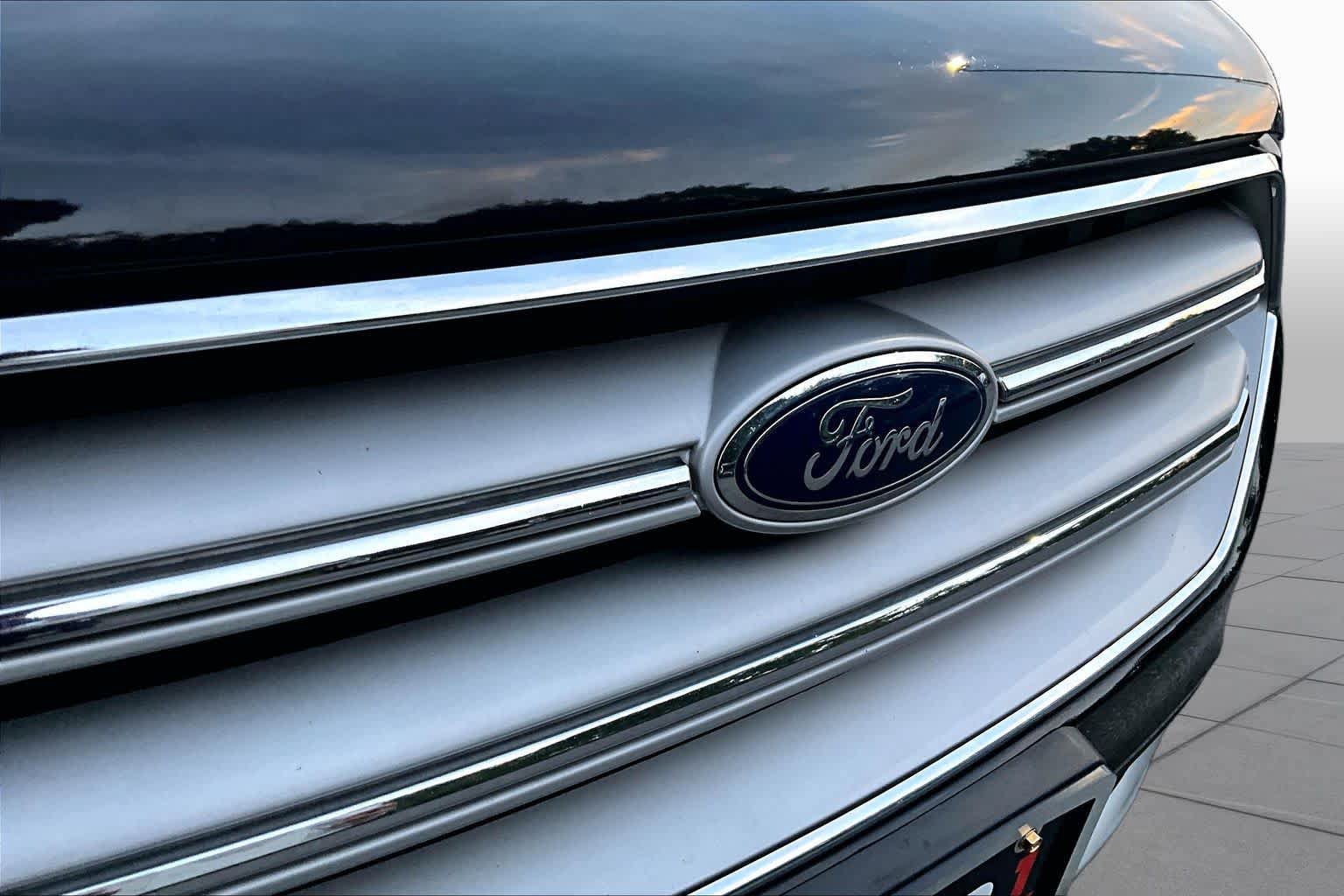 Used 2019 Ford Escape SE AWD/4WD image 28