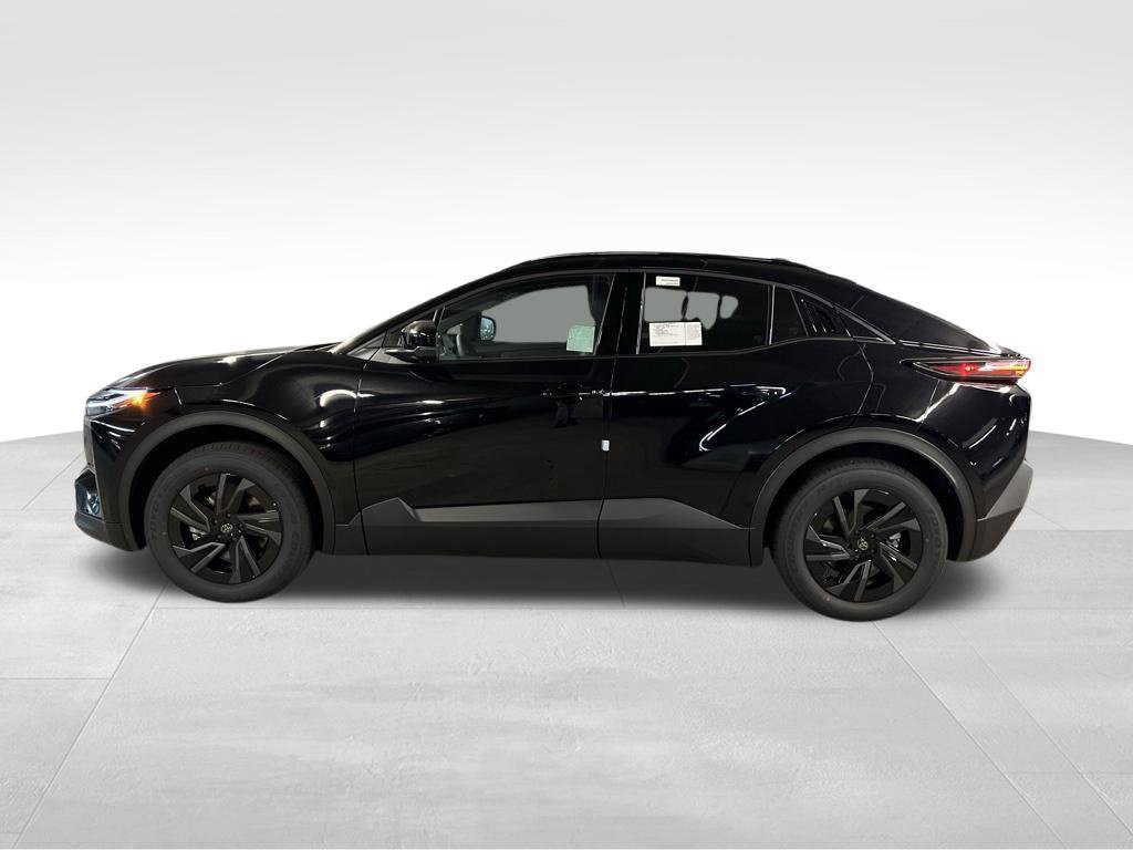 New 2027 Toyota C-HR w/ ALL Weather Mat Package (TMS) AWD/4WD image 2