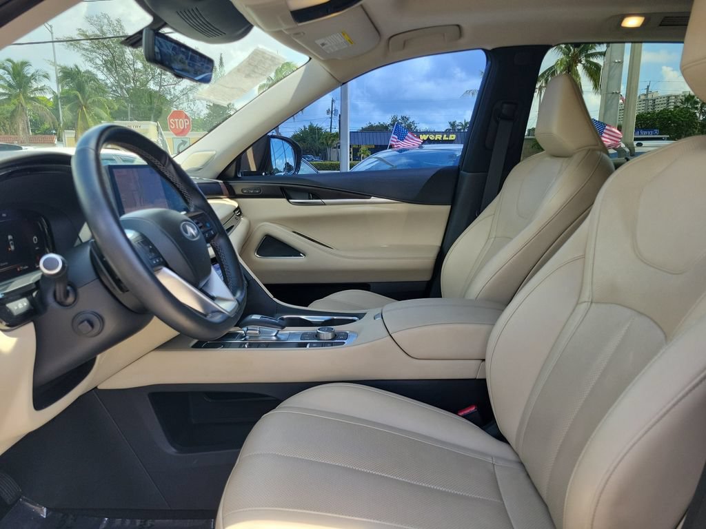 Used 2022 INFINITI QX60 Sensory w/ Vision Package FWD image 24