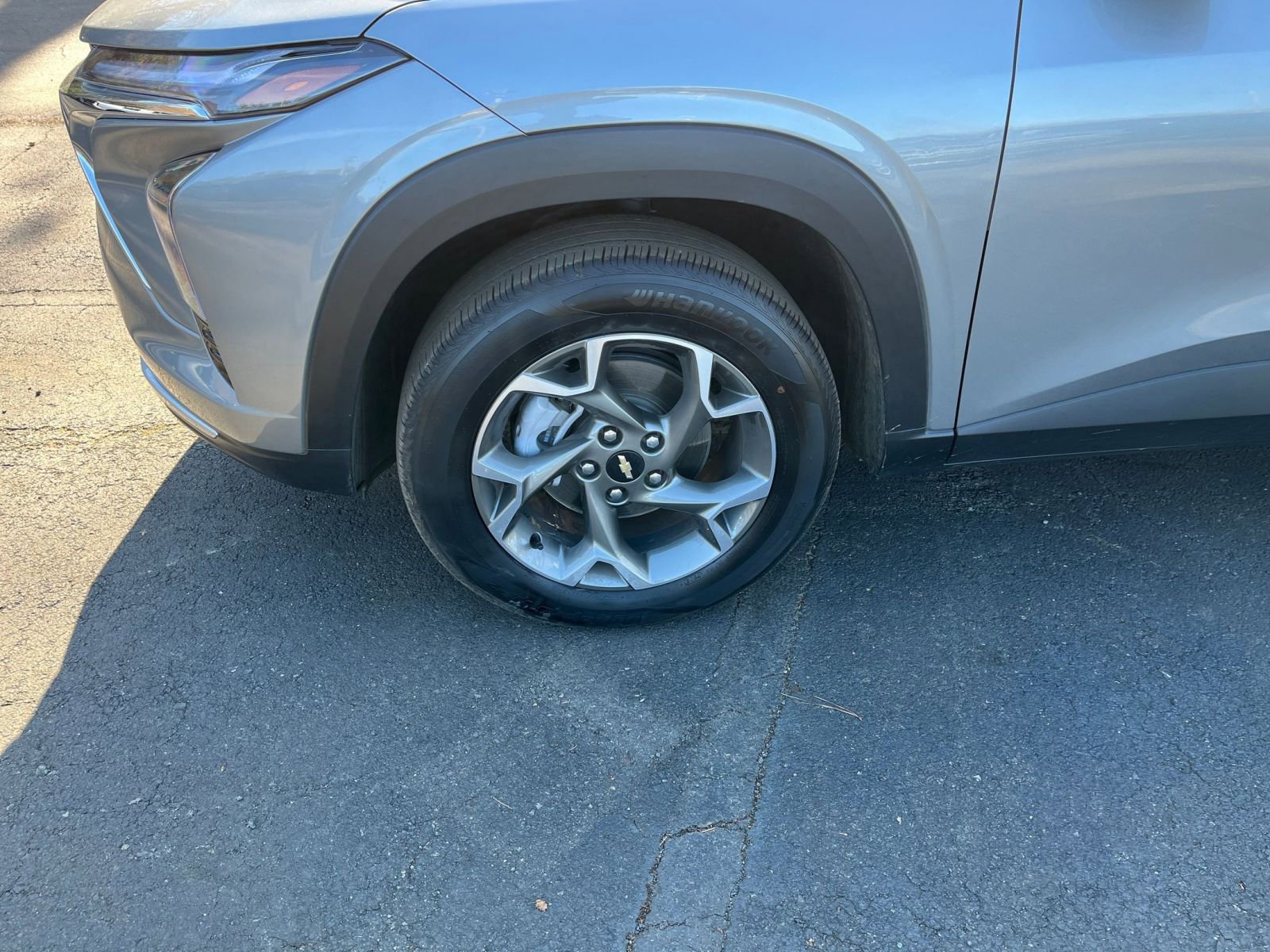 Used 2025 Chevrolet Trax LT w/ LT Convenience Package image 28