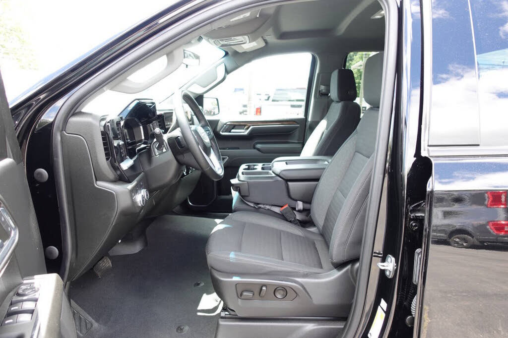 Used 2023 GMC Sierra 1500 Elevation AWD/4WD image 18
