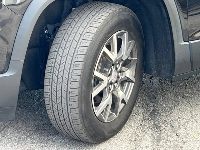 Used 2020 GMC Acadia SLE w/ Driver Convenience Package AWD/4WD image 3