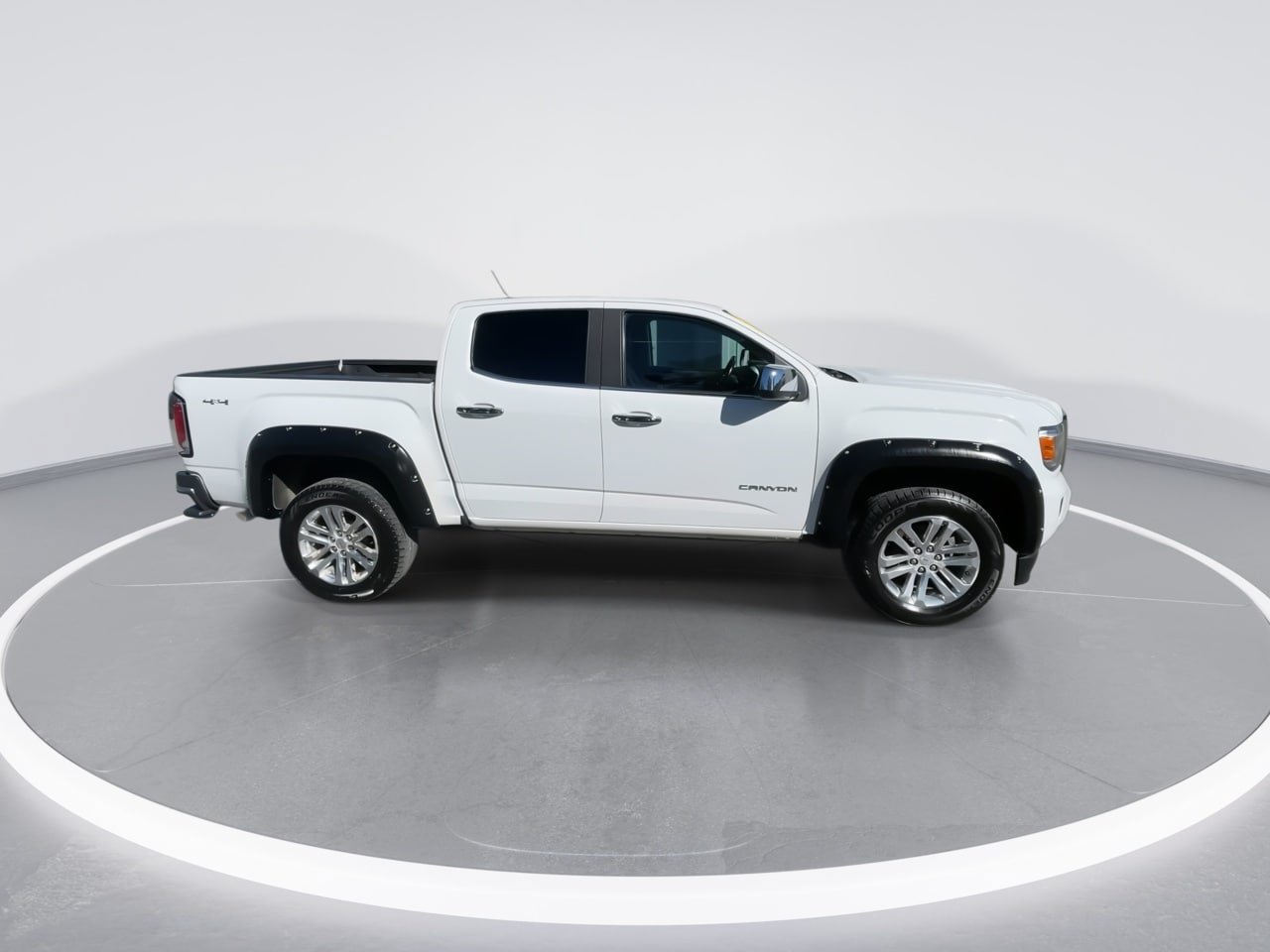 Used 2018 GMC Canyon SLT w/ Driver Alert Package AWD/4WD image 23