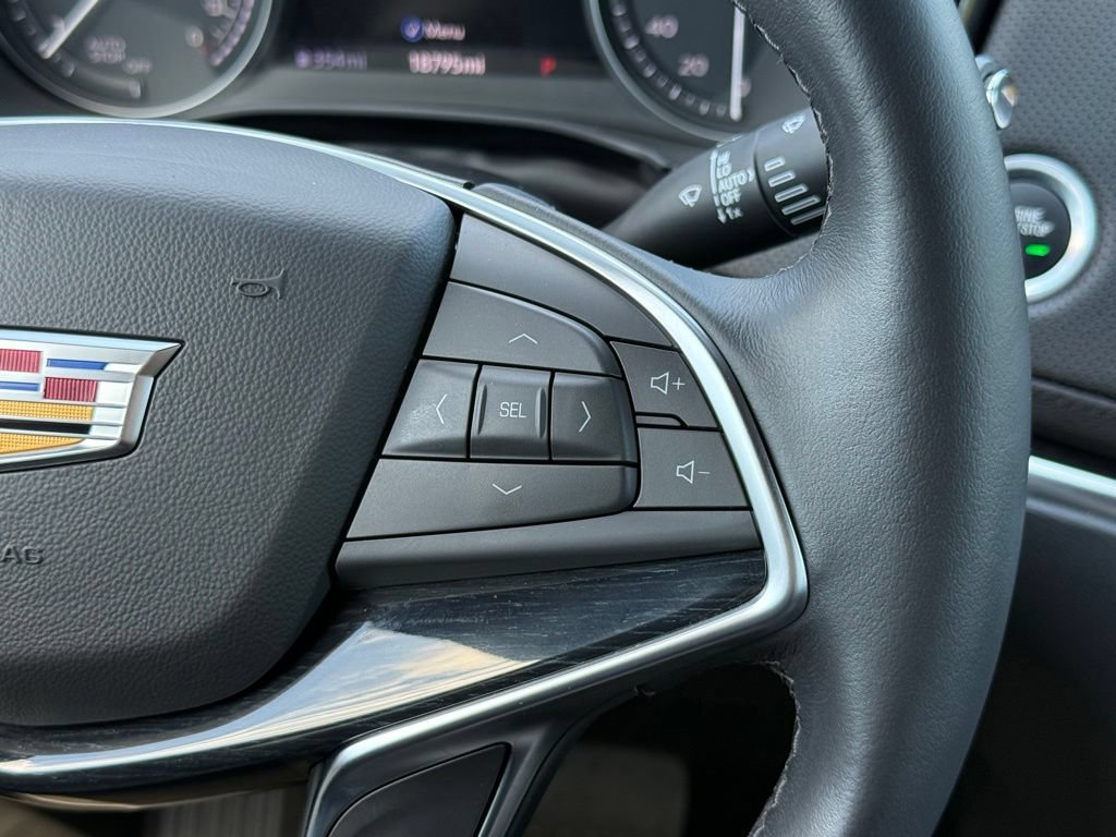 Used 2024 Cadillac XT5 Premium Luxury w/ Technology Package FWD image 24