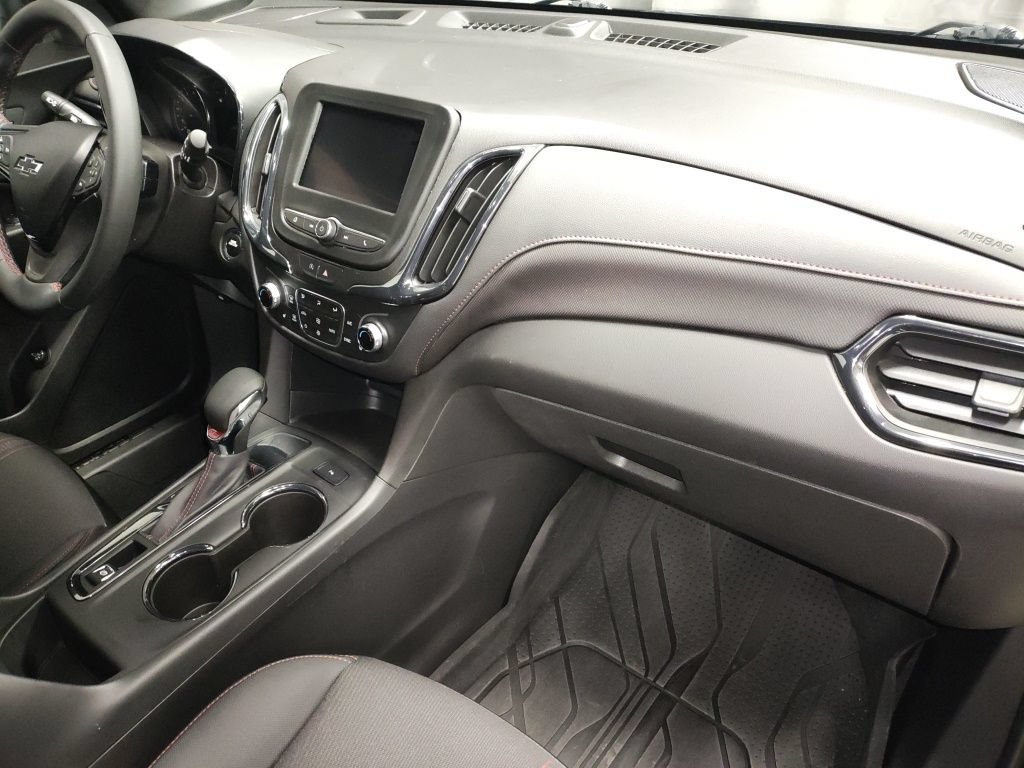 Used 2023 Chevrolet Equinox RS w/ LPO, Floor Liner Package FWD image 8