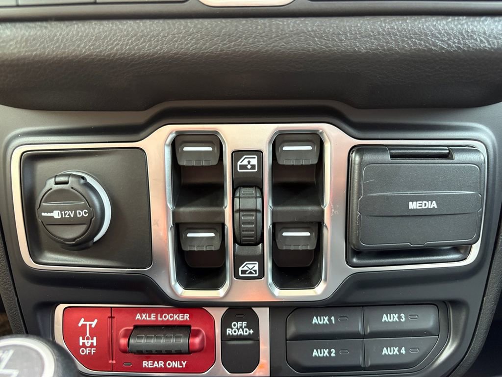 New 2026 Jeep Gladiator Sport AWD/4WD image 9