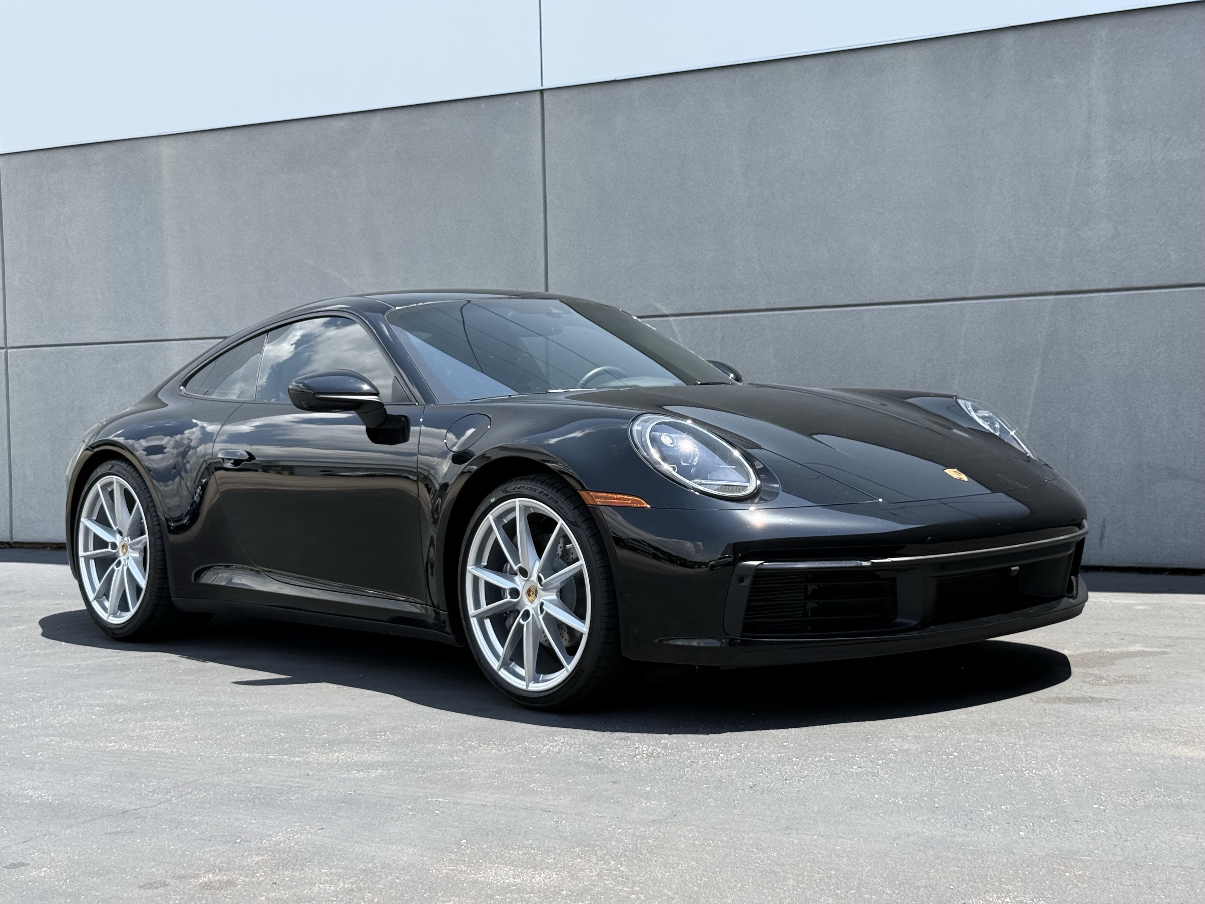 Used 2022 Porsche 911 Carrera RWD image 13