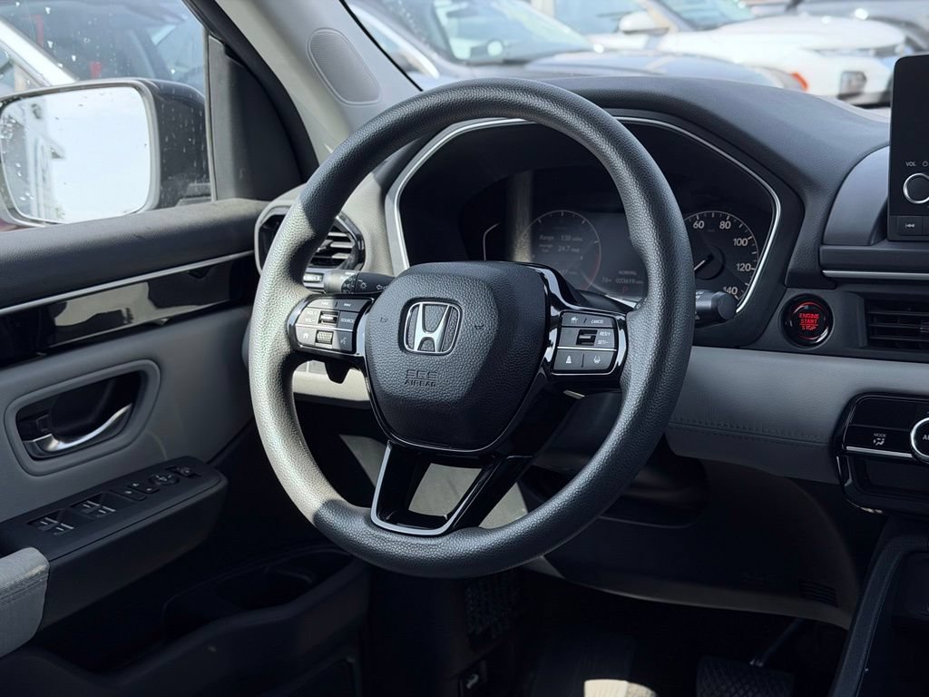 Used 2023 Honda Pilot LX image 27