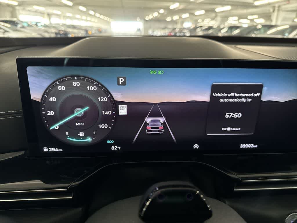 Used 2025 Genesis GV80 2.5T Standard AWD/4WD image 15