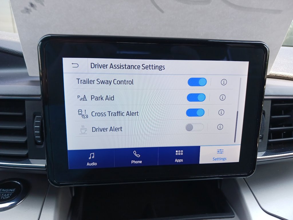 Used 2023 Ford Explorer XLT w/ Equipment Group 202A AWD/4WD image 21