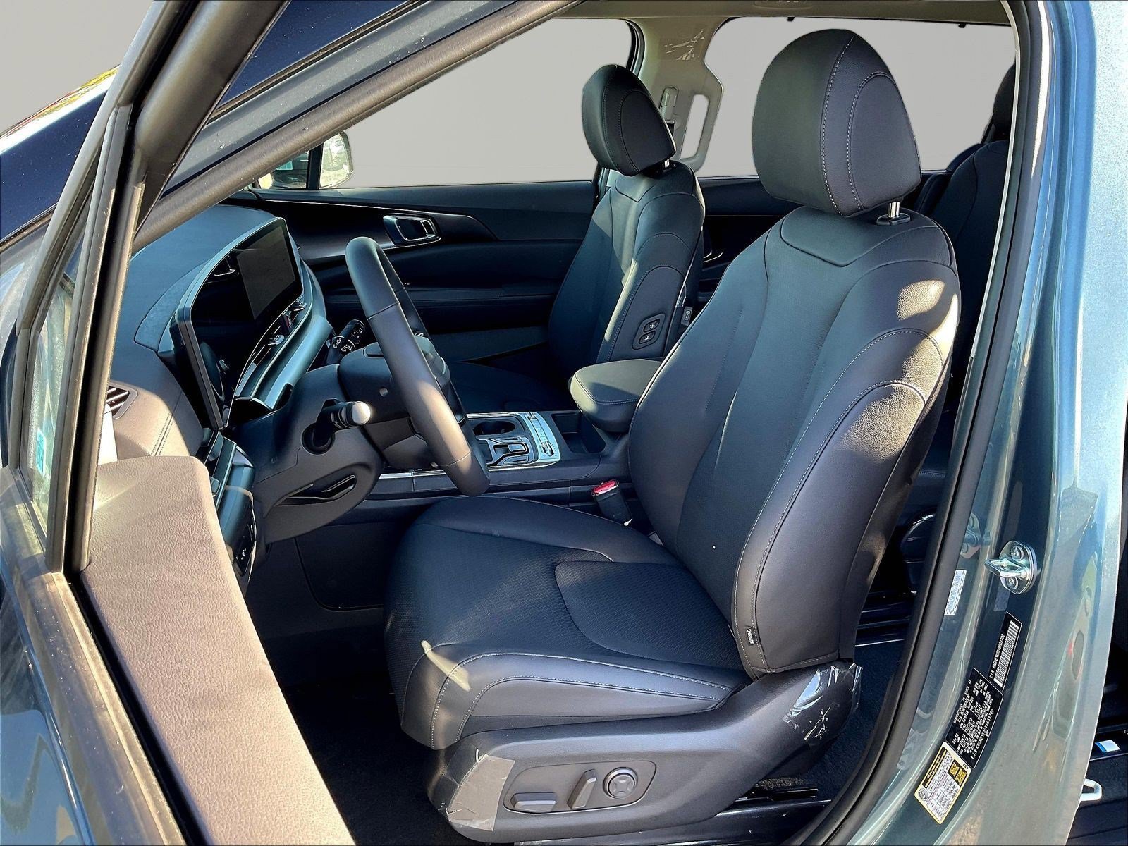 New 2027 Kia Carnival SX Prestige FWD image 17