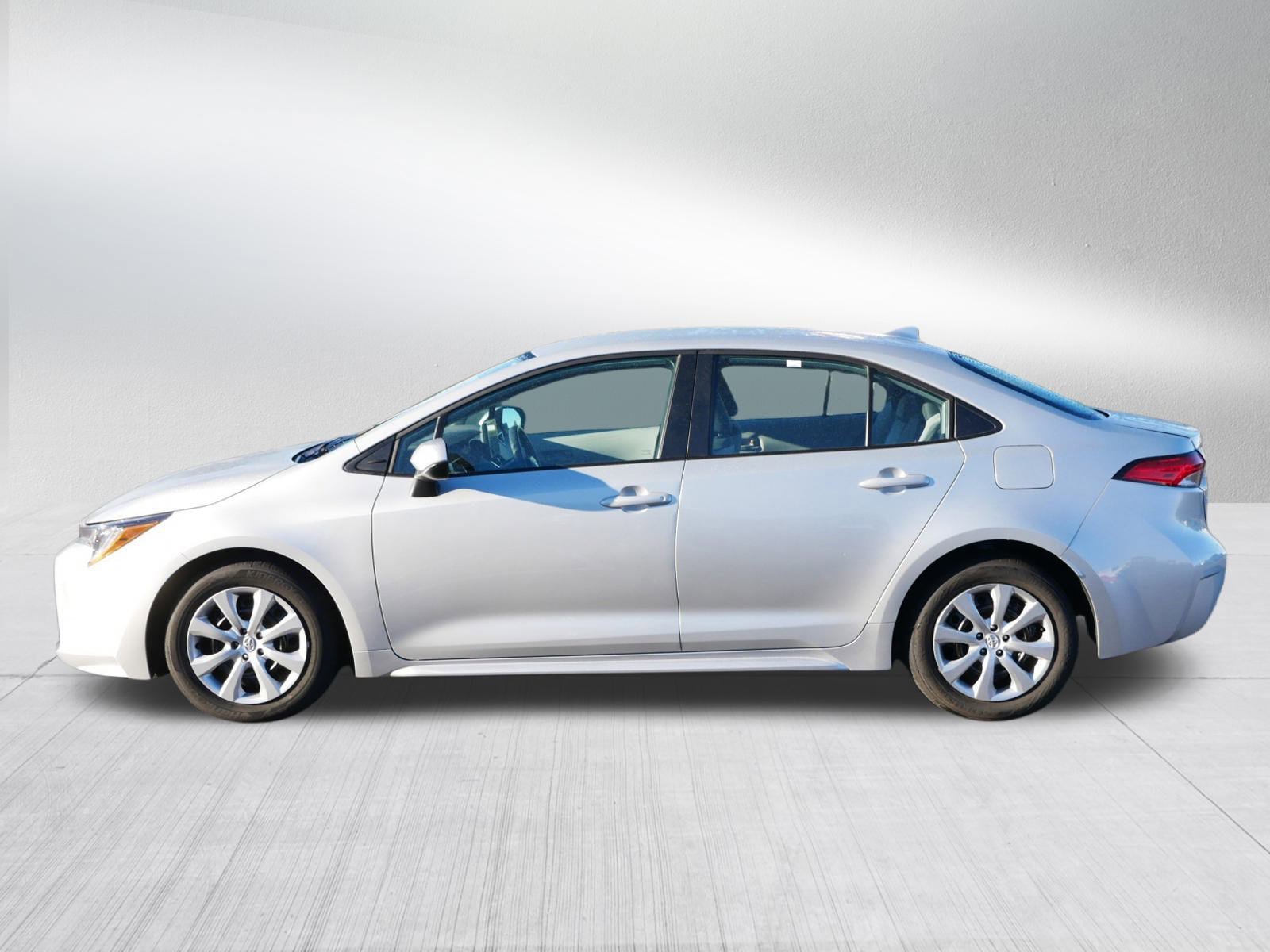 Certified 2025 Toyota Corolla LE image 4