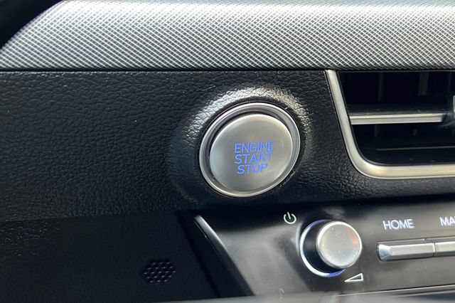 Used 2025 Hyundai Sonata SEL FWD image 25