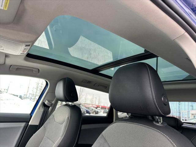 Used 2022 Volkswagen Taos SE image 22