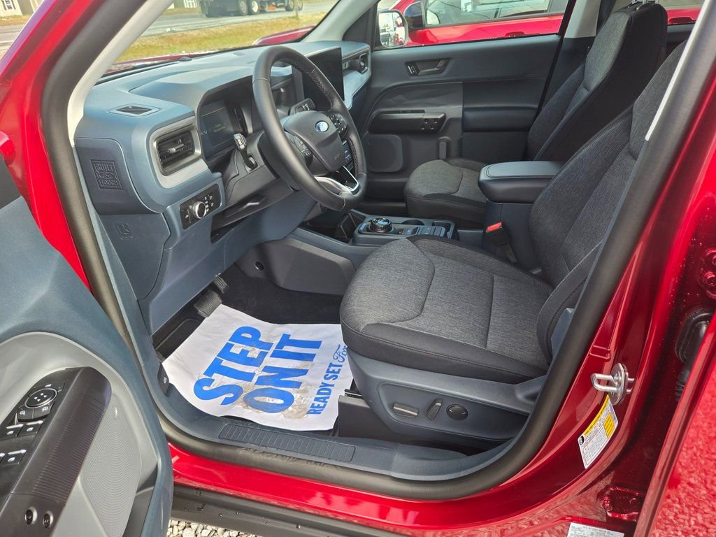 New 2025 Ford Maverick XLT w/ XLT Luxury Package image 7