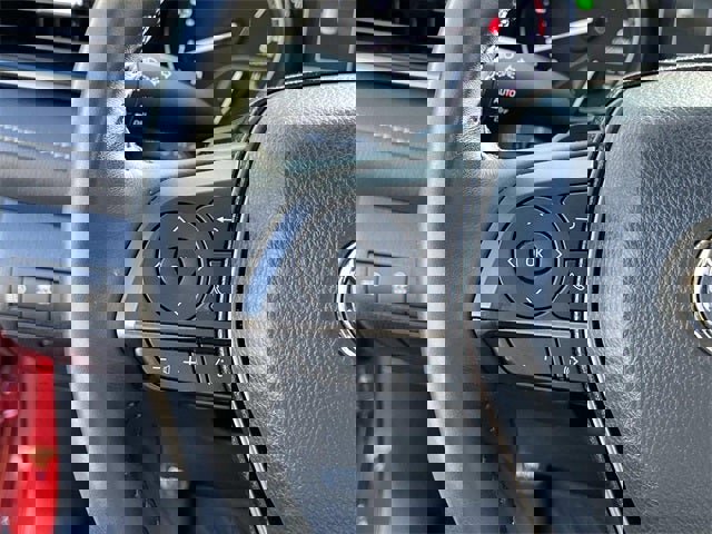 Used 2023 Toyota Camry SE image 28