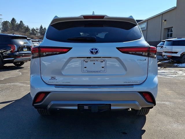 Used 2022 Toyota Highlander Platinum AWD/4WD image 5