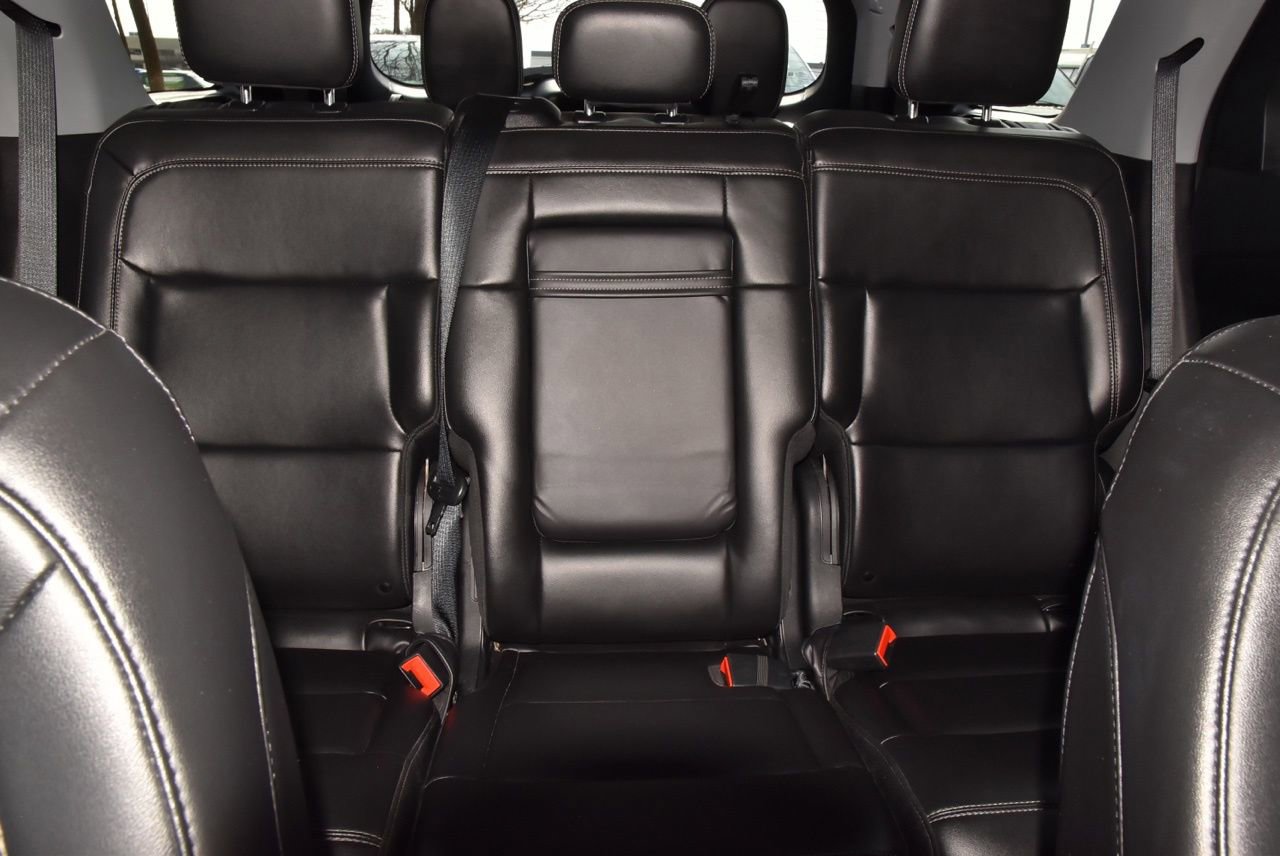 Used 2023 Ford Explorer XLT w/ Equipment Group 202A image 21