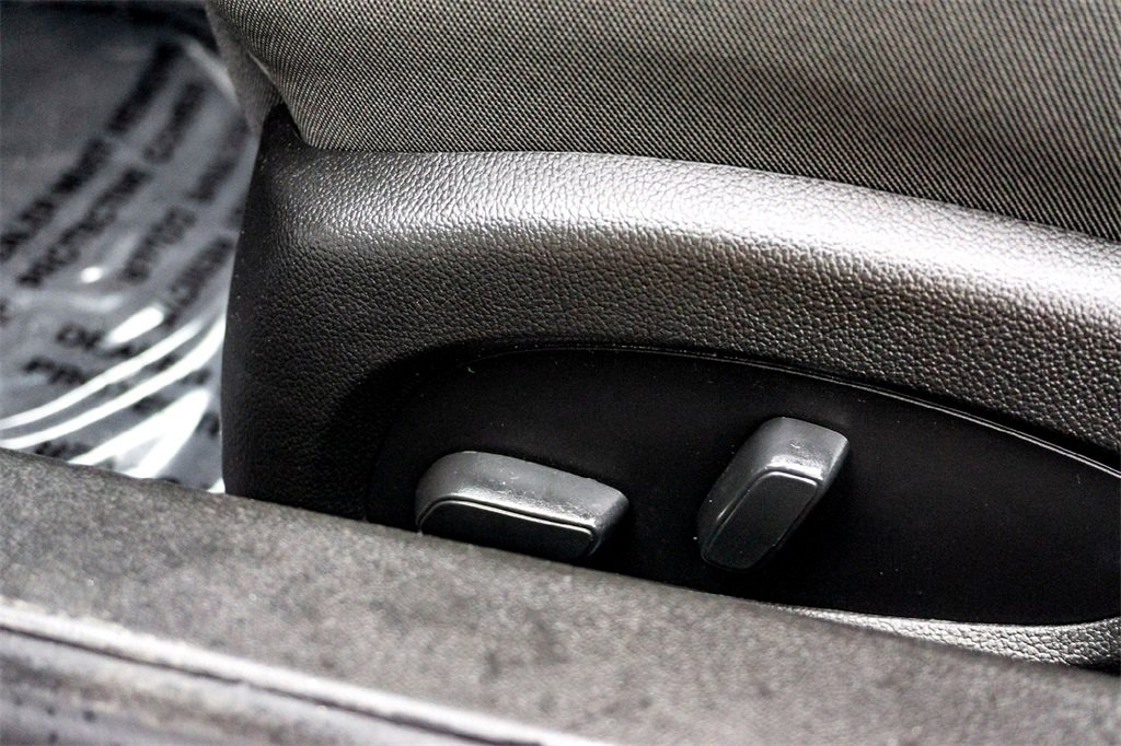 Used 2023 Chevrolet Camaro LT image 12