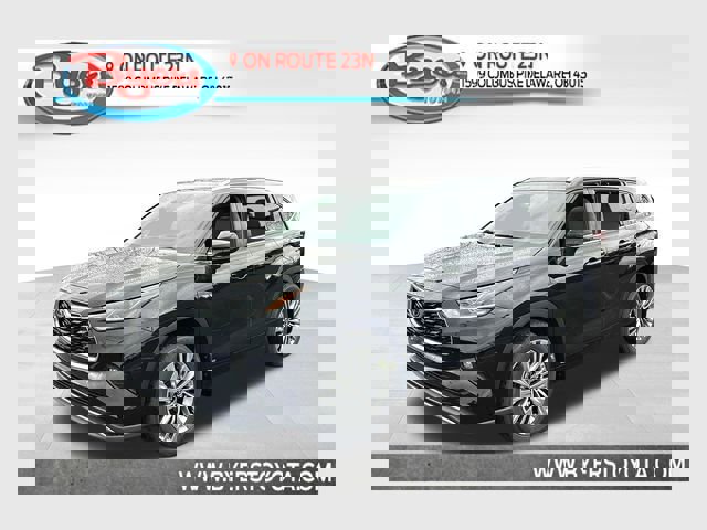 New 2026 Toyota Highlander Platinum