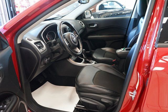 Used 2021 Jeep Compass Latitude image 23