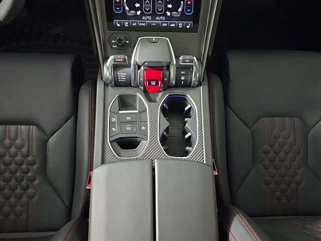 Used 2024 Lamborghini Urus Performante image 24