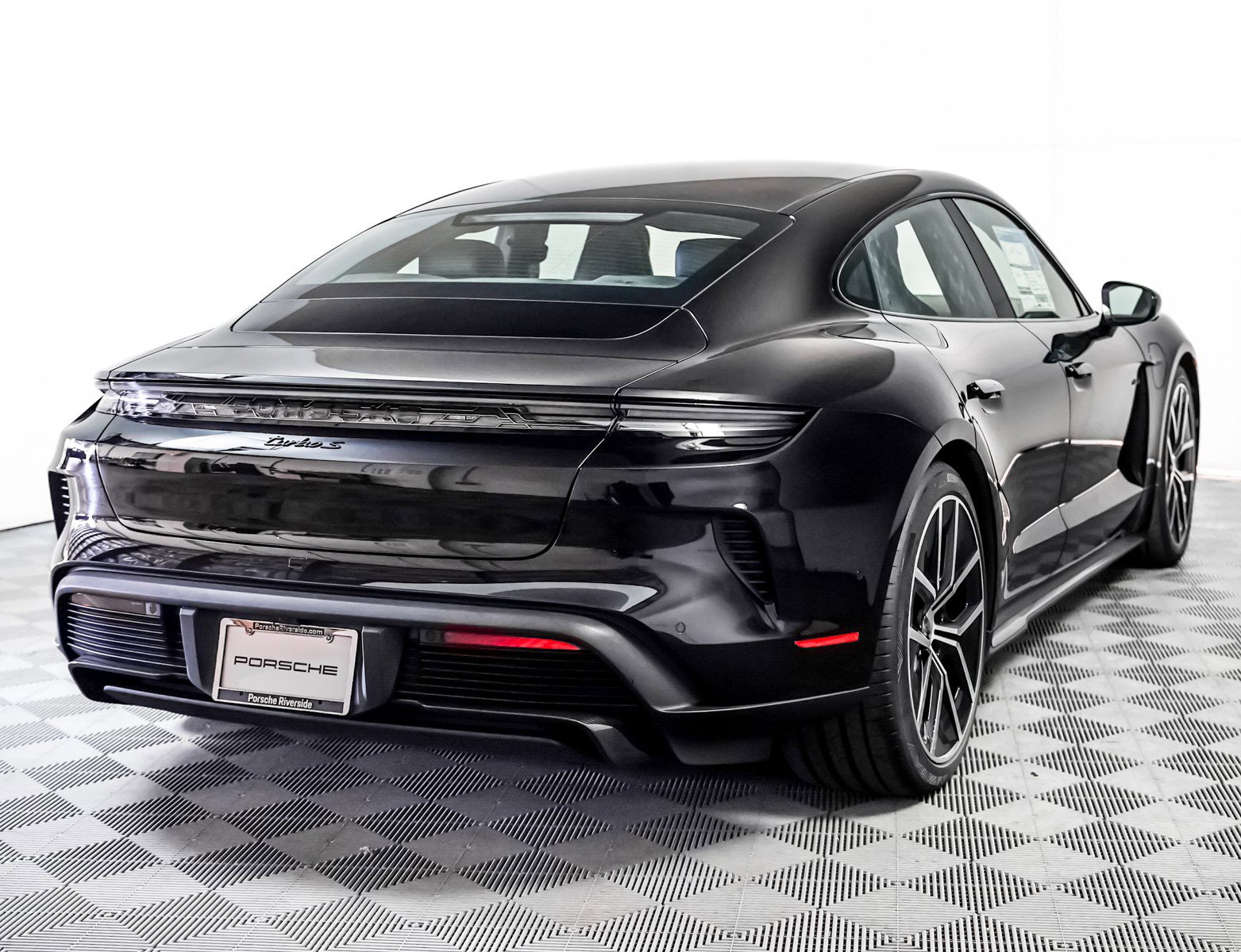 New 2026 Porsche Taycan Turbo S image 10