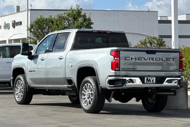 New 2026 Chevrolet Silverado 3500 LTZ w/ LTZ Premium Package image 6