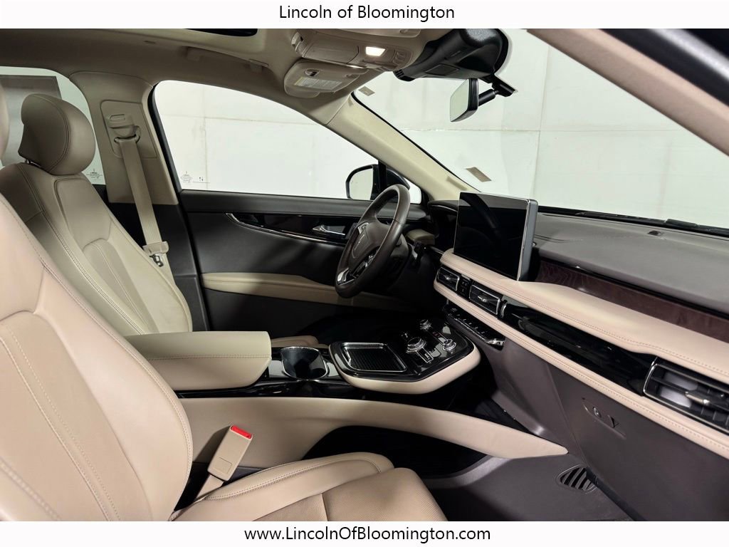 Used 2022 Lincoln Nautilus Reserve w/ Equipment Group 201A AWD/4WD image 15