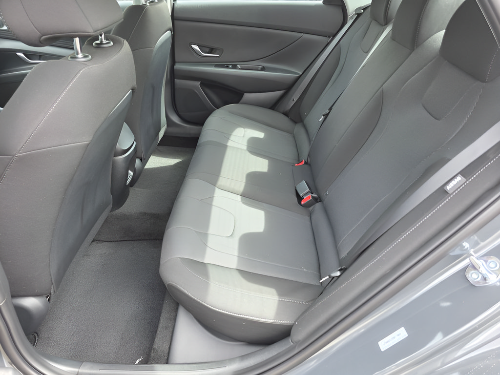 New 2026 Hyundai Elantra SE w/ Cargo Package FWD image 11