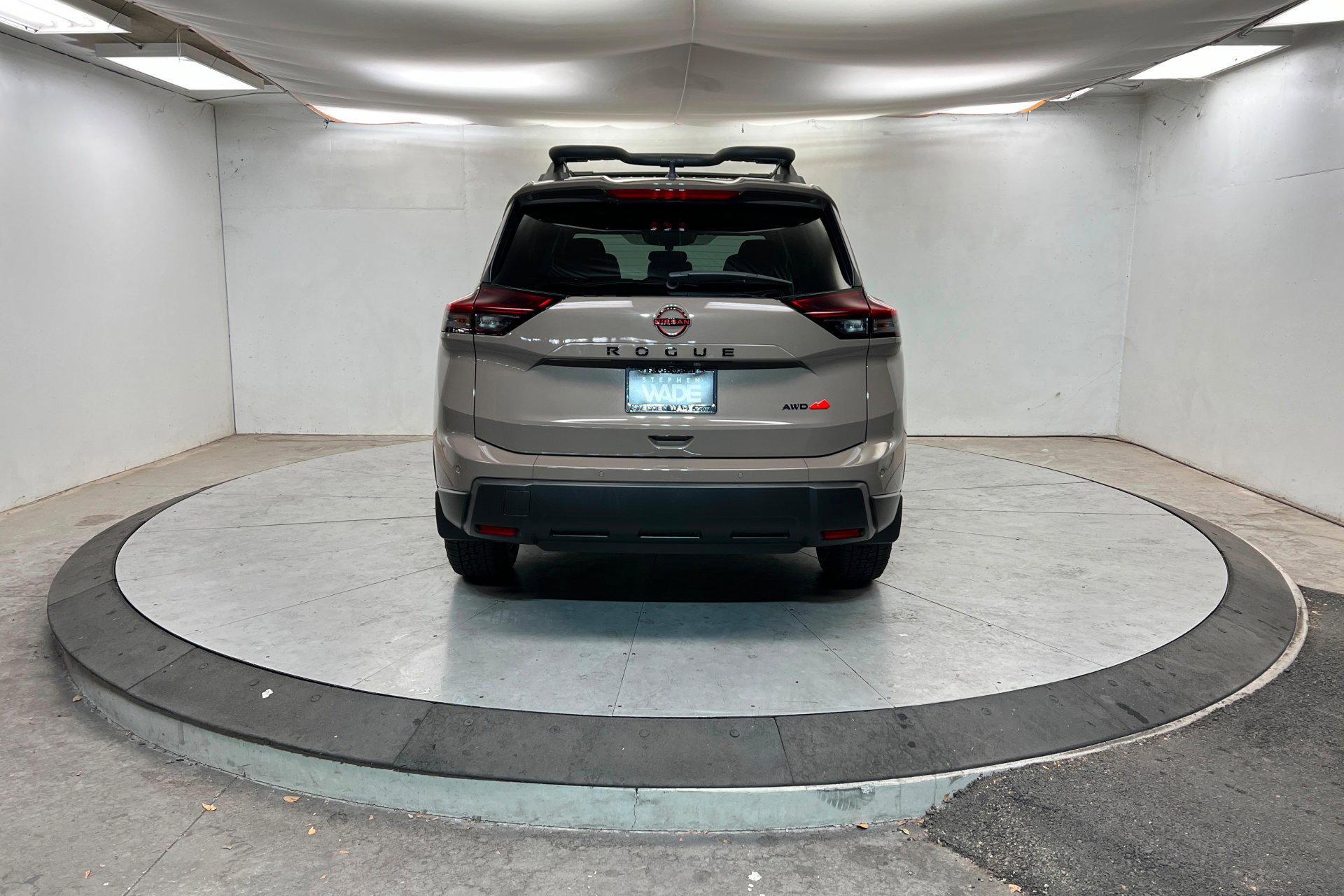 New 2026 Nissan Rogue Rock Creek image 4