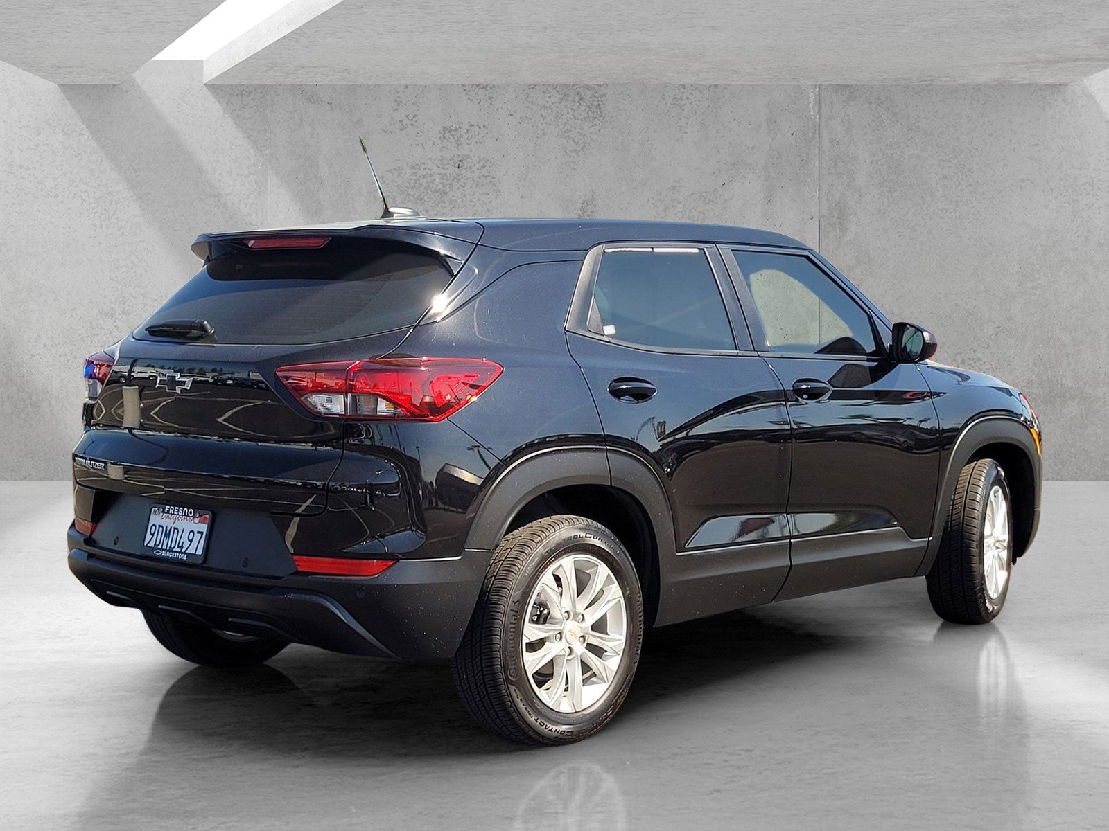 Used 2023 Chevrolet TrailBlazer LS image 4