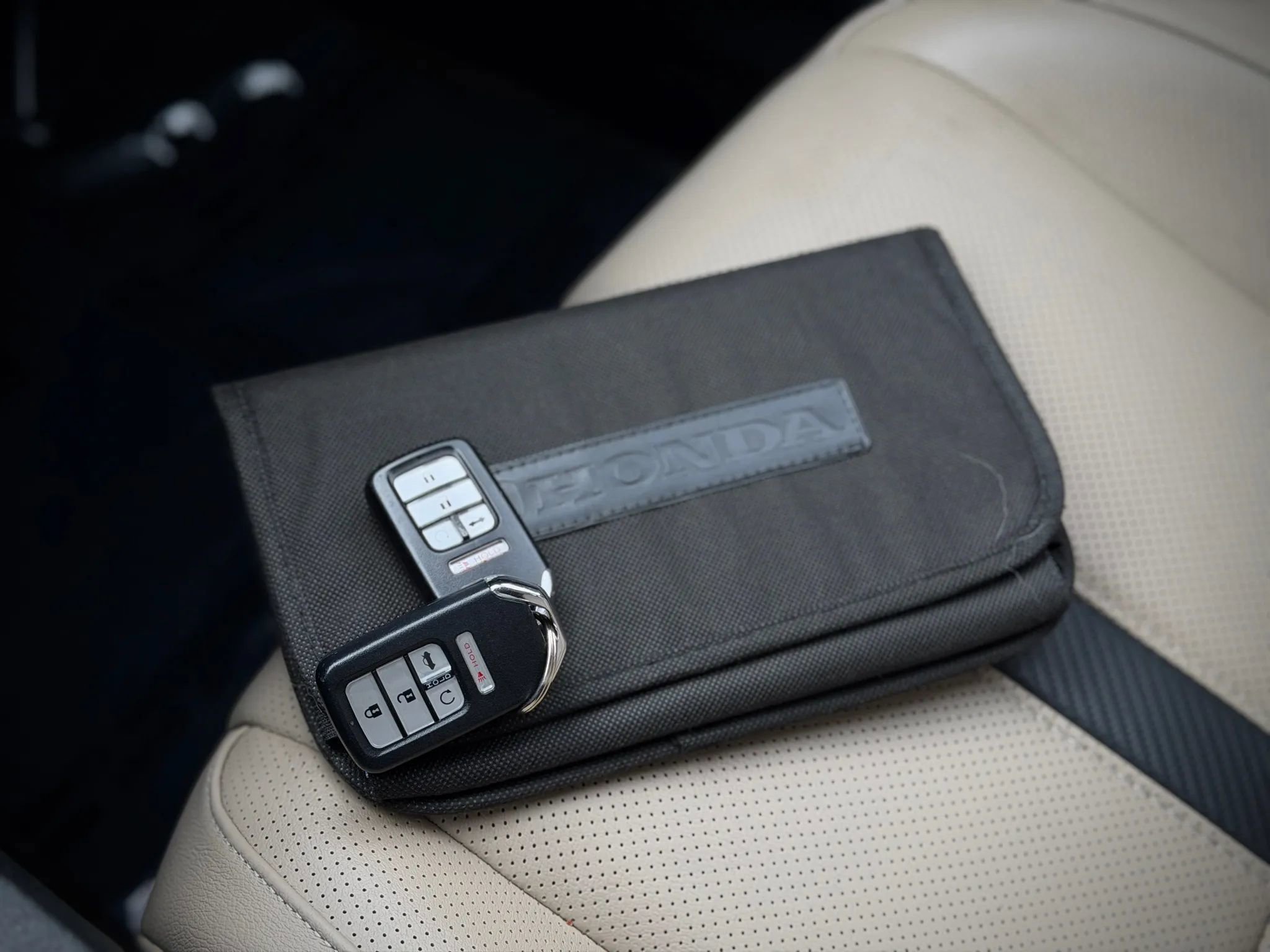 Used 2016 Honda Civic Touring image 26