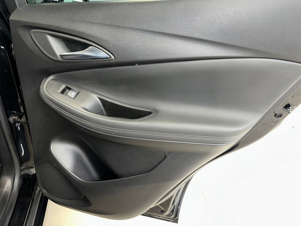 Used 2023 Buick Encore GX Select w/ Experience Buick Package image 28