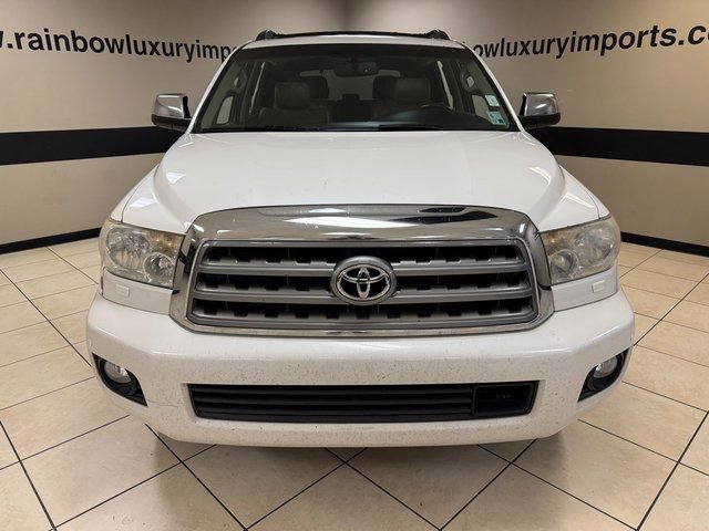 Used 2016 Toyota Sequoia Platinum image 2