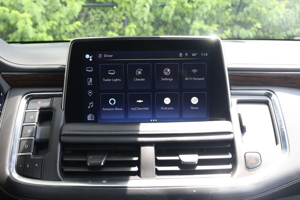 Certified 2024 Chevrolet Suburban Premier AWD/4WD image 19