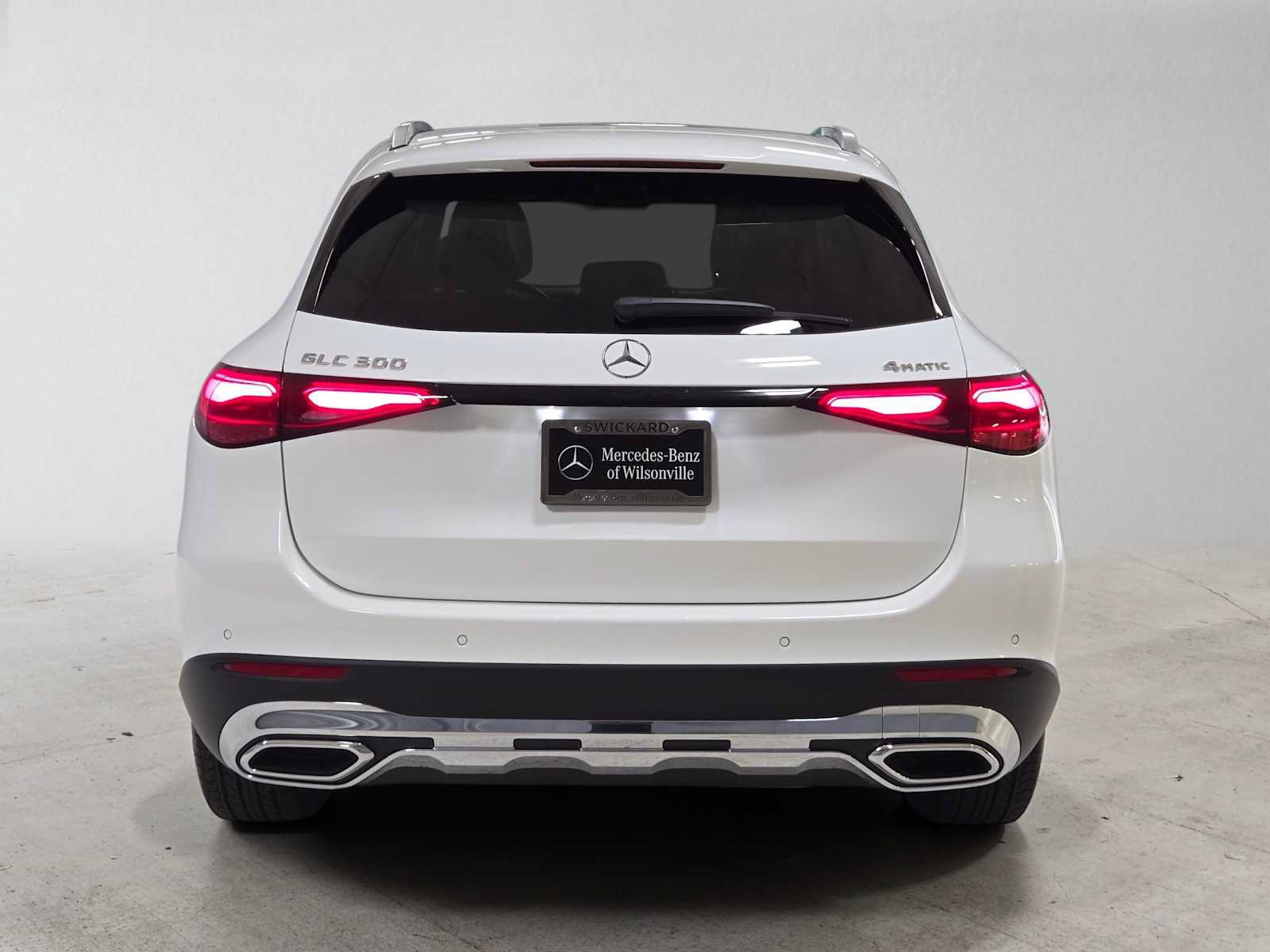 Certified 2026 Mercedes-Benz GLC 300 4MATIC image 4