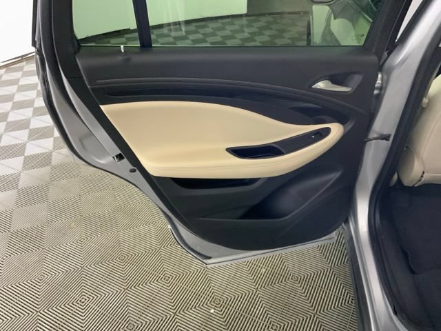 Used 2017 Buick Envision Preferred FWD image 28