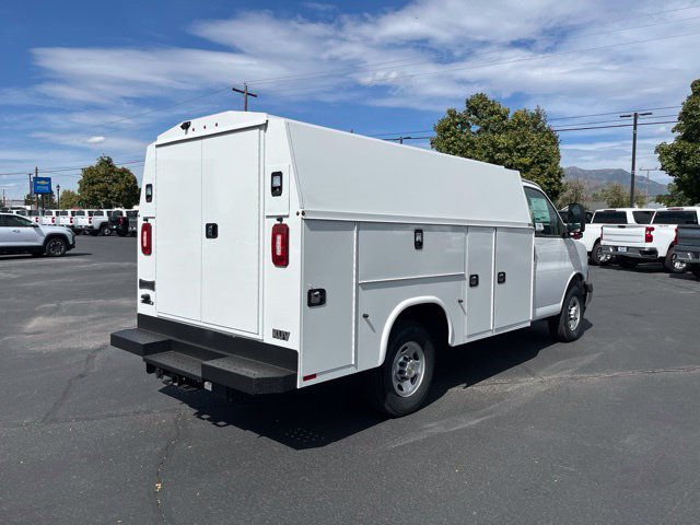 New 2025 Chevrolet Express 3500 w/ Power Convenience Package RWD image 7