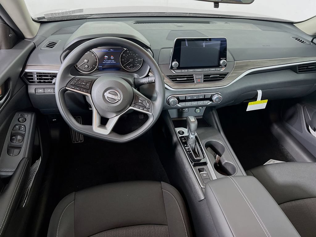 New 2026 Nissan Altima 2.5 SV AWD/4WD image 18