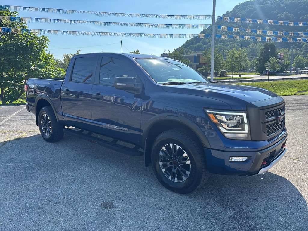 Used 2024 Nissan Titan PRO-4X w/ Pro-4x Convenience Package AWD/4WD image 7