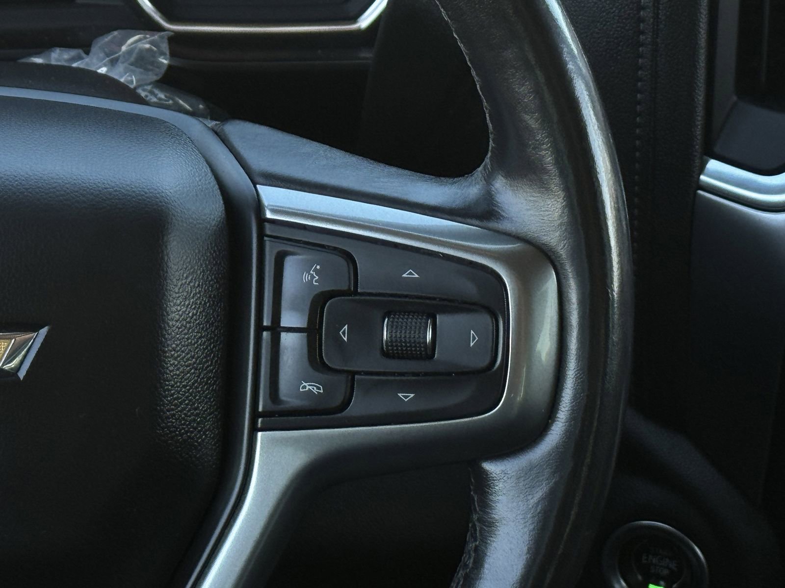 Used 2020 Chevrolet Silverado 1500 LT w/ Texas Edition image 17